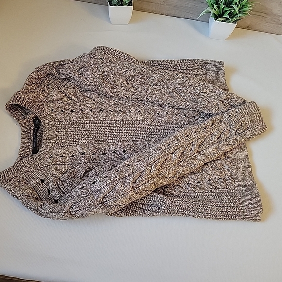Michelle Nicole Brown Knit Sweater Women's Size M/S - Picture 6 of 9